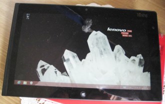 lenovoのタブレット　Thinkpad tab2-03