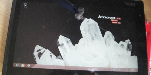 lenovoのタブレット　Thinkpad tab2-03