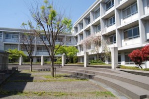 専門学校の一括資料請求（学校イメージ写真）