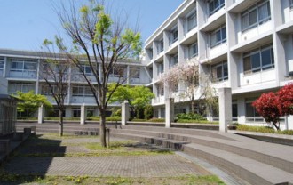 専門学校の一括資料請求（学校イメージ写真）